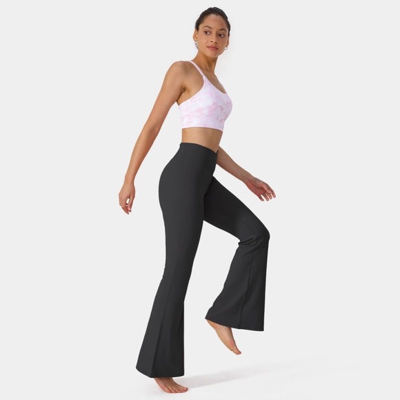 Halara Crossover High Waisted Back Pocket Super Flare Leggings XS Petite - Picture 1 of 4